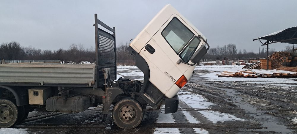 Vand Nissan Atleon 120