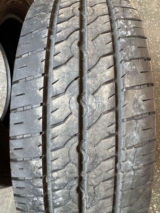 Летни гуми 235/65/16 C