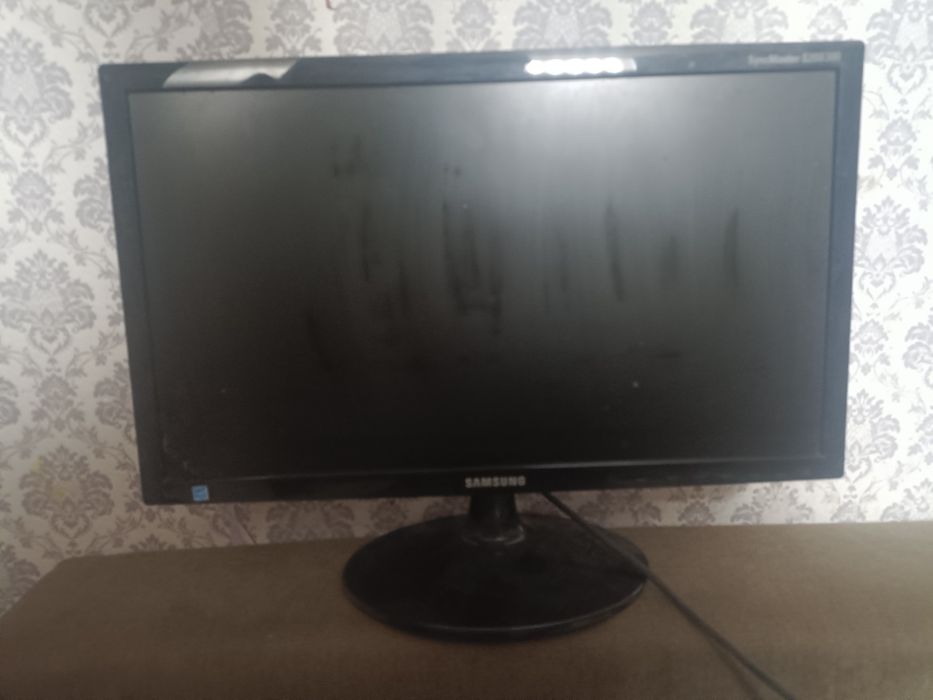 Монитор Samsung 60hz