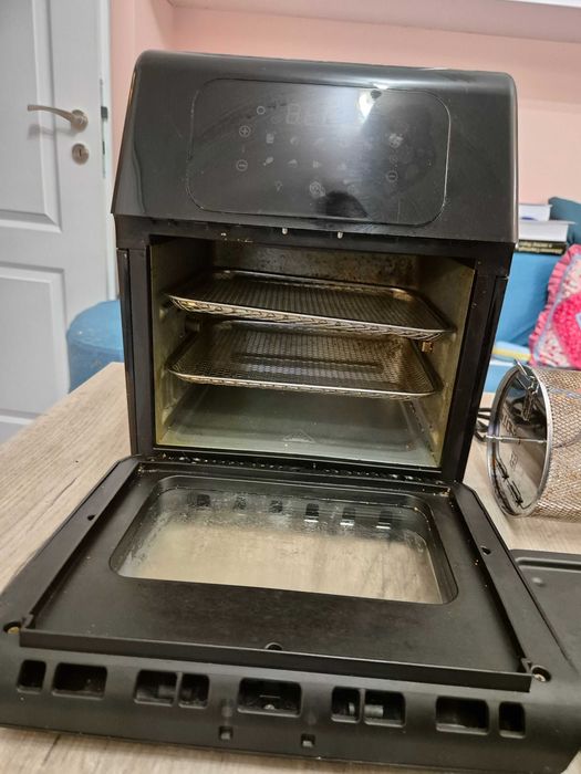 Мултикукър, запичащ капак, еър фрайер-фурна