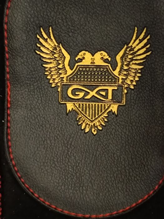 Два шлема+чехол на бутылку от Harley Davidson