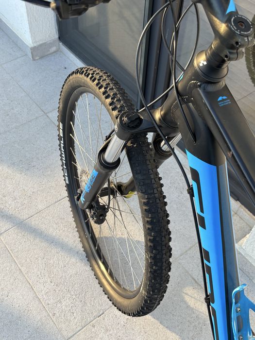 Bicicleta Cube AIM Race cadru L