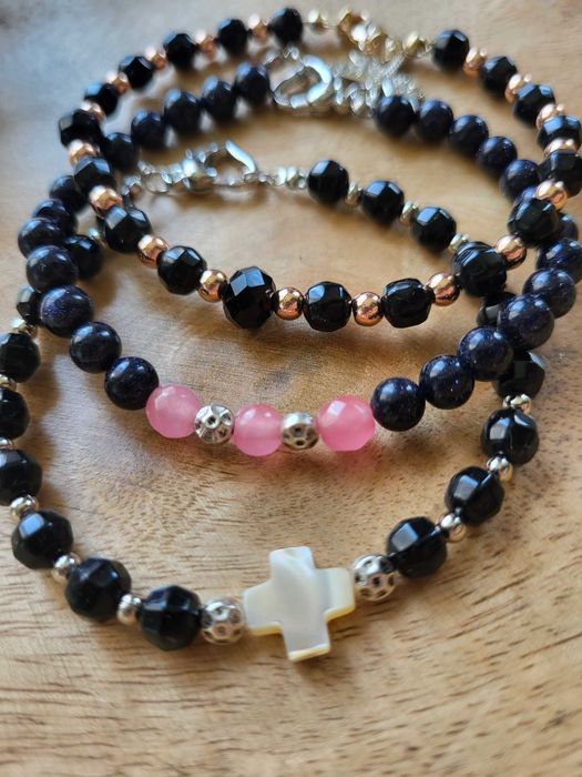 Ръчно изработени бижута от естествени камъни