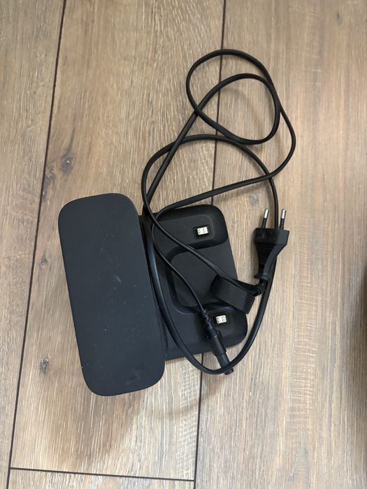 Продам на запчасти робот пылесос