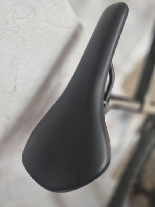 Bicicleta full carbon