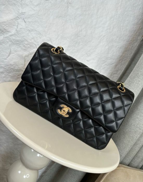 Chanel чанта естествена кожа