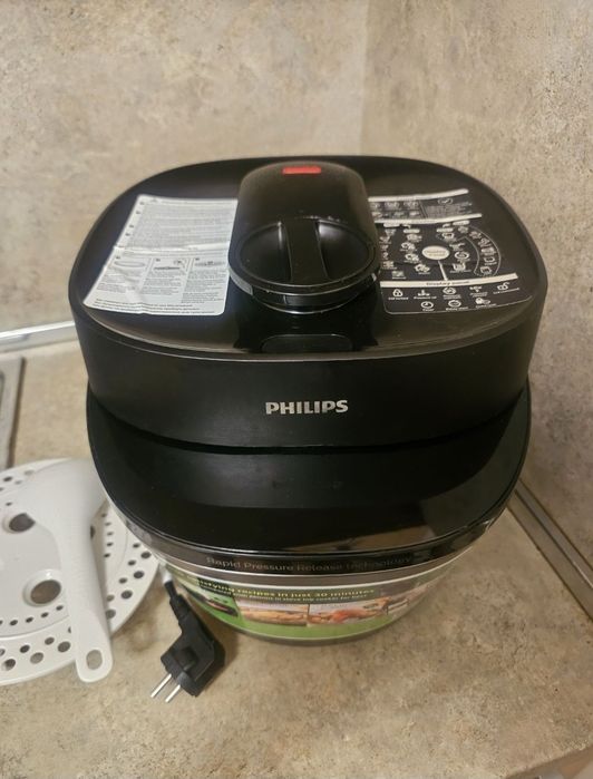 Мултикукър Philips all in one