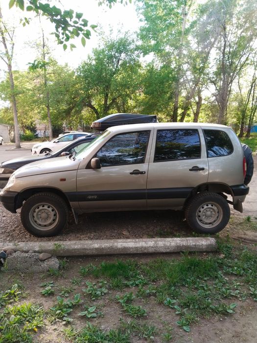 Продам Шевроле Ниву 2008 года.