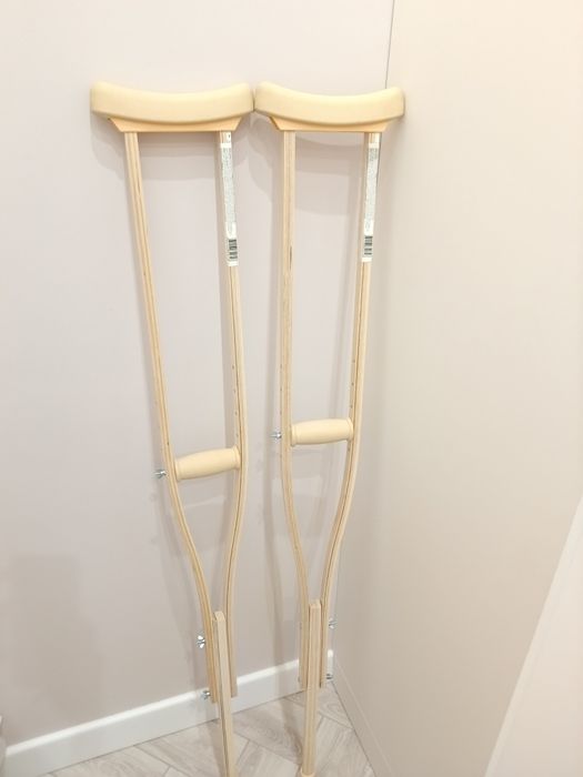 Костыль продам в отличном состоянии