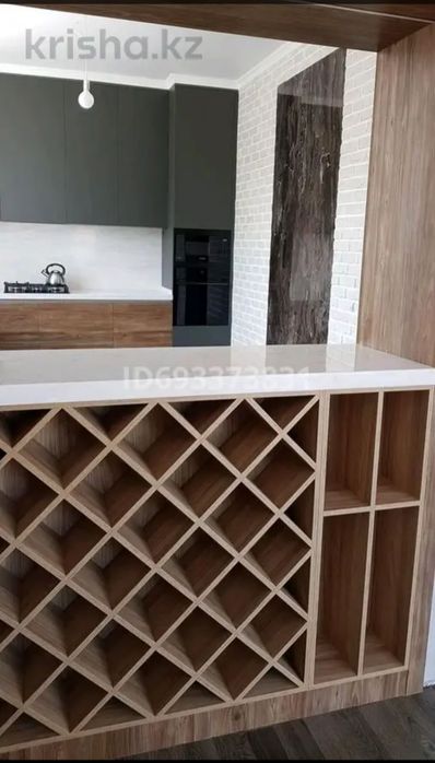 ПРОДАЁТСЯ ДОМ 200 М² В РАЙОНЕ ПЯТИЛЕТКИ
Продаётся просторный, тёплы