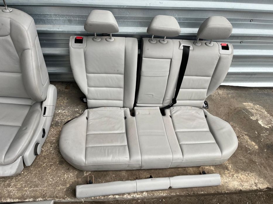 Кожен салон за Mercedes-Benz W204 комби сив подгрев ном 777