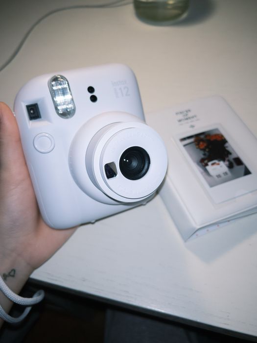 instax mini12 почти как новый