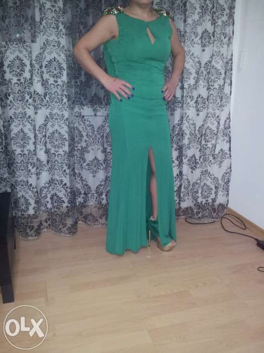 Rochie de seara elegantă