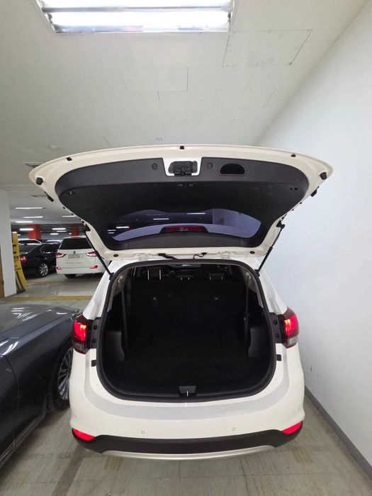 Kia Carens TOP Екстри Реален пробег и 6 месеца гаранция!!!