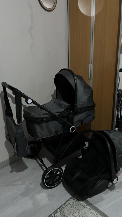 Продается только коляска
