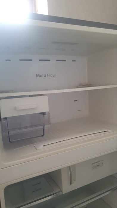 Холодильник SAMSUNG