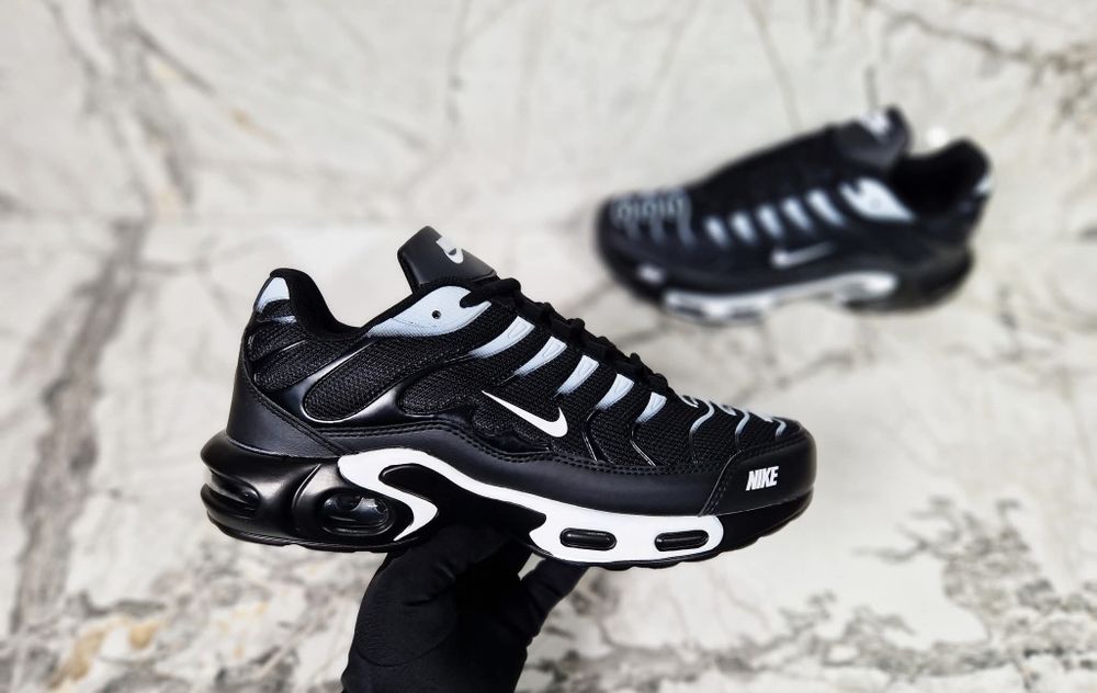 Мъжки спортни маратонки