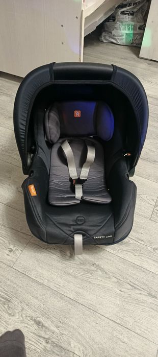 Детское автокресло