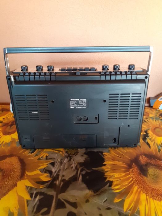 UNIVERSUM  Senator CTR 2306U