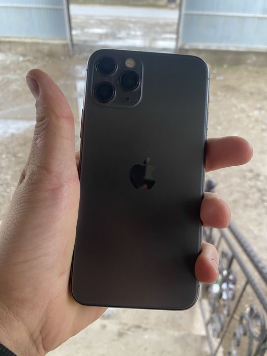 Аифон 11 про прадаю срошно