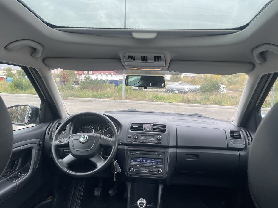 SKODA Roomster 2012 — imagine 4