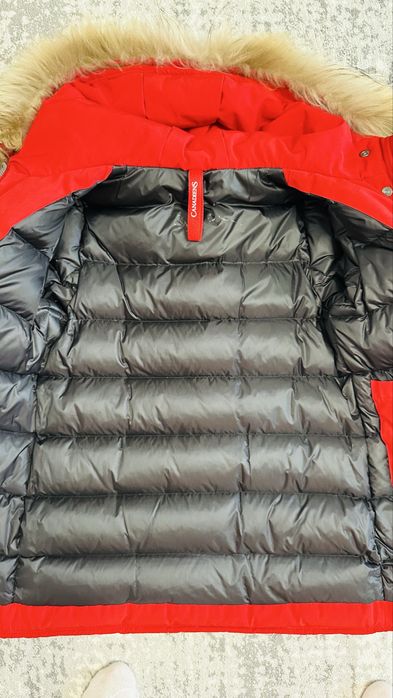 Продам детский пуховик CANADIENS