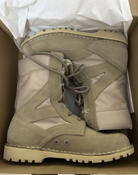 Bocanci militari de vara