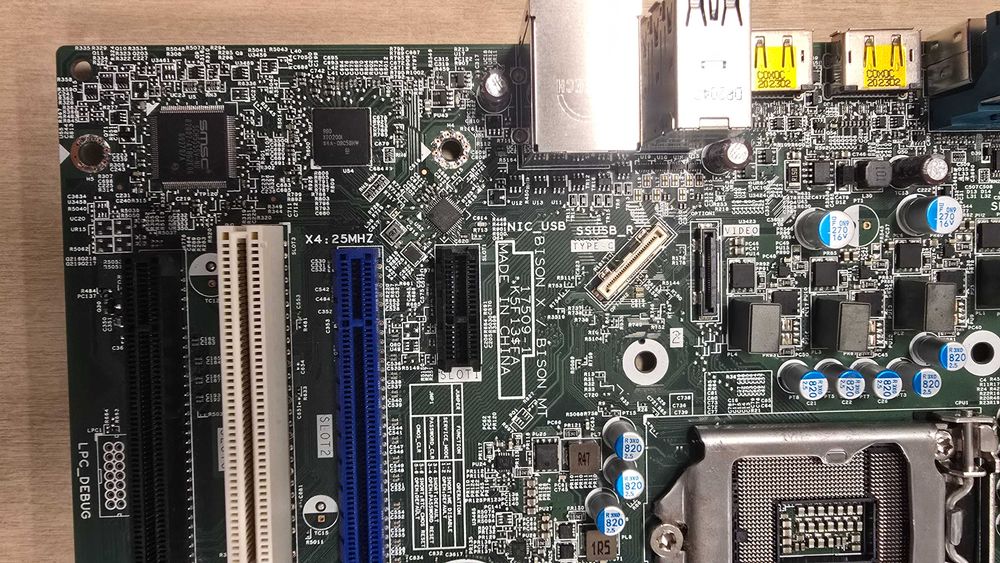 Kit Placă de bază Dell K5F13 + i5-8500 + Cooler