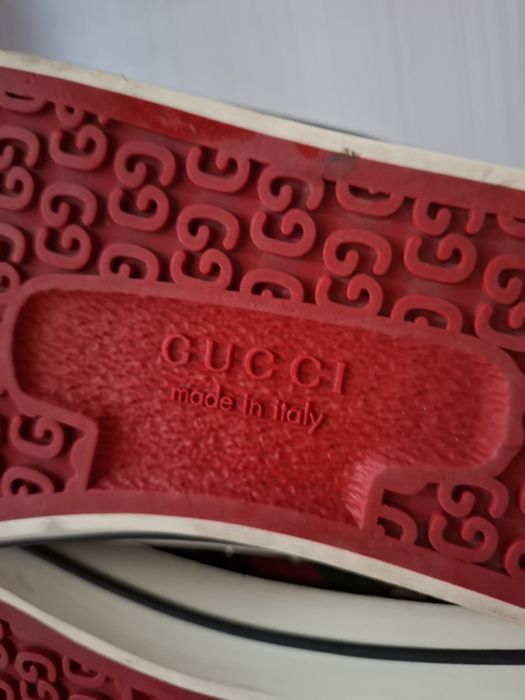 GUCCI обувки 42 номер.