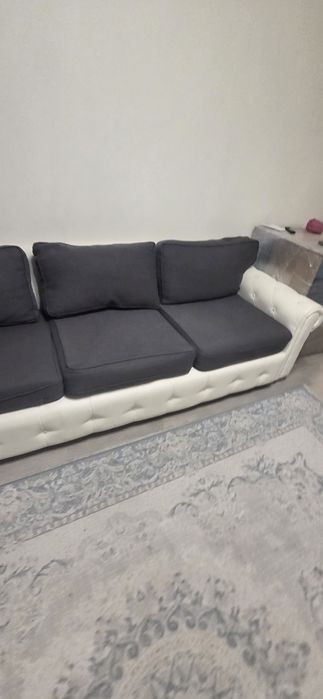Диван в хорошем состоянии