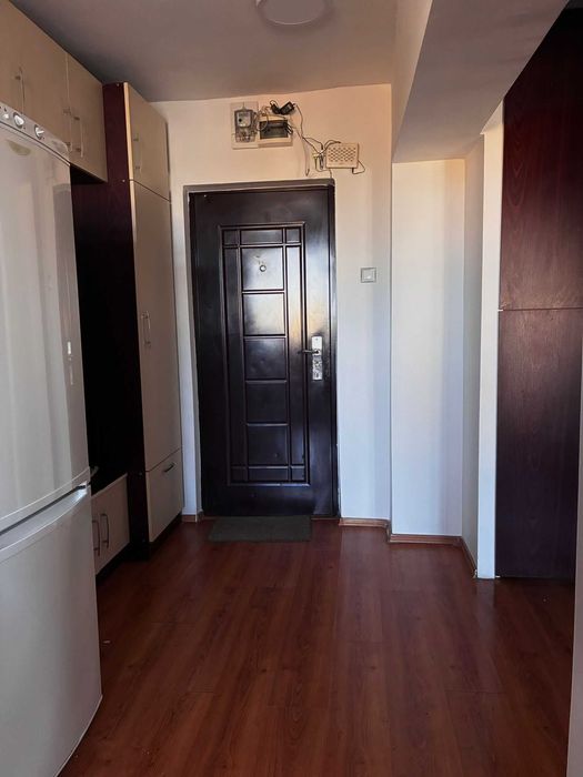 Apartament 1 camera tip D, decomandat, zona Nufarul
