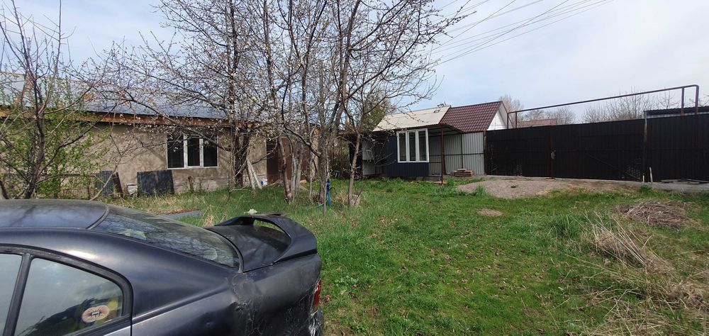 Продам дом дачу в Жандосова.