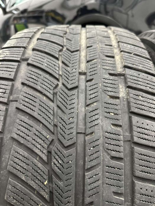 Продавам зимни гуми 275/45/20
