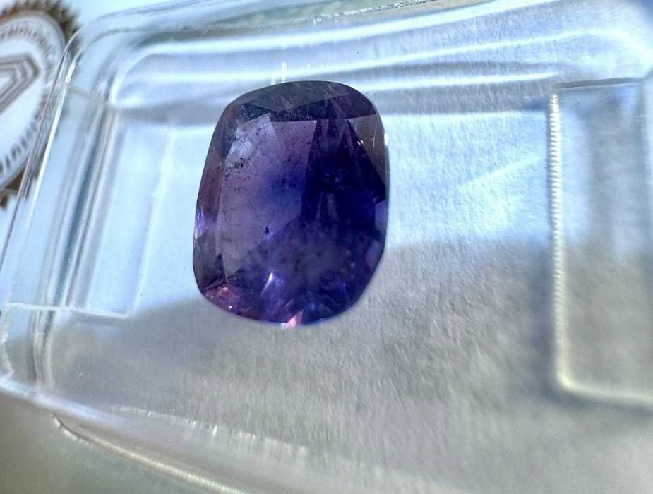 Сапфир Кашмир igi