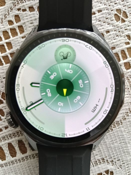Vând smartwatch Huawei GT 6