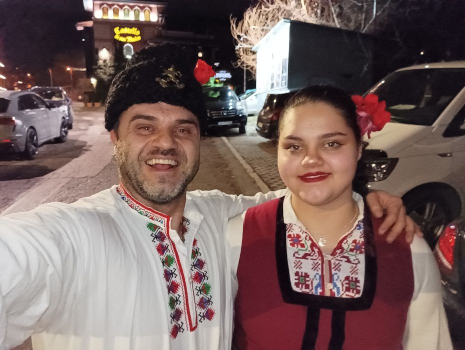 Гайдар и певица за вашия празник.