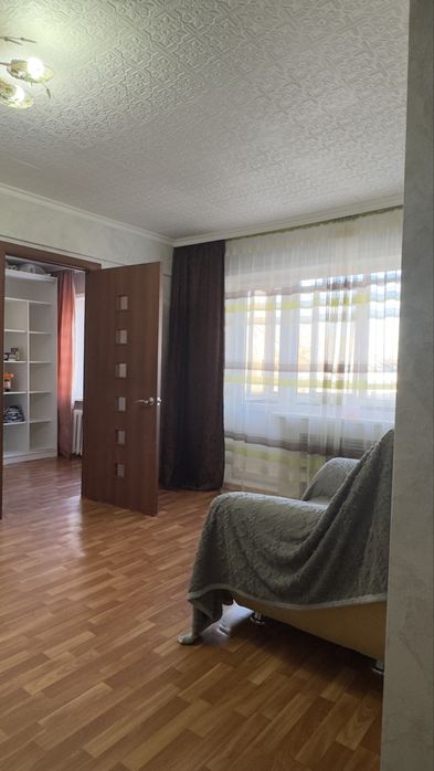 Продам двух комнатную квартиру