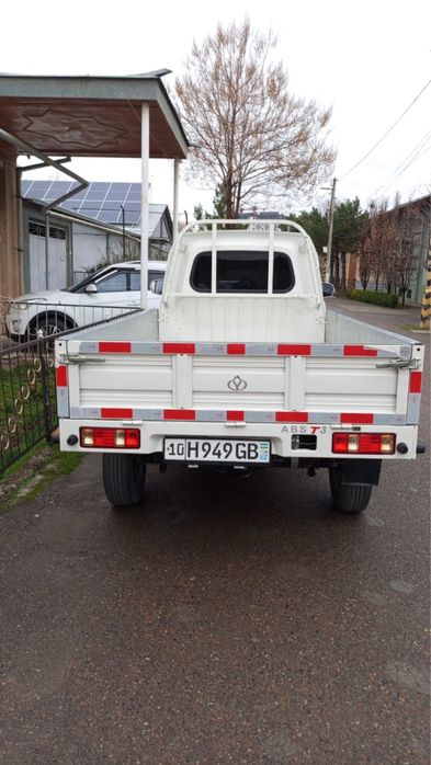 Чанган 2023 год 35 000 пробег пропан + бензин