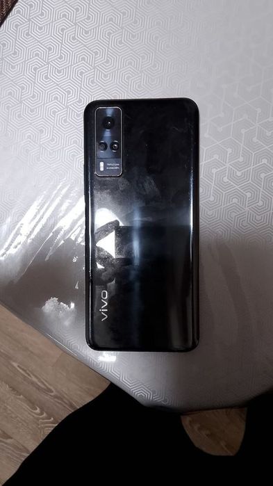 Обмен vivo Y31 на айфон