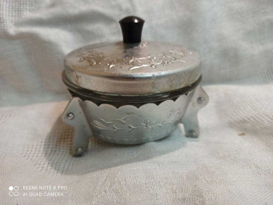 Винтидж бронзова чаша