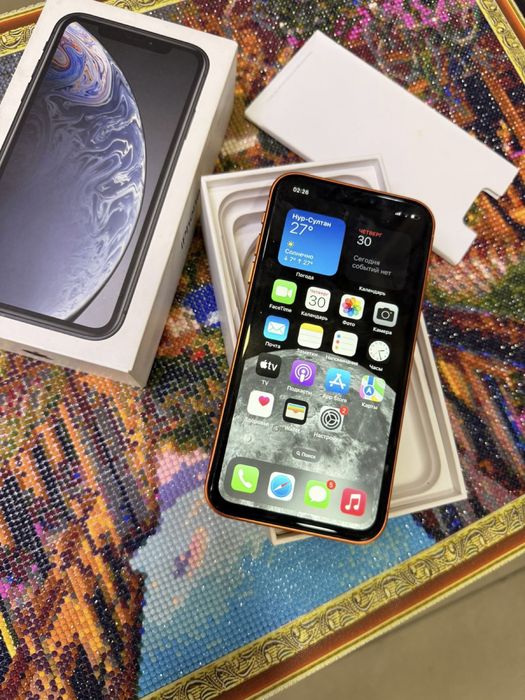 iPhone XR на корпусе 17про