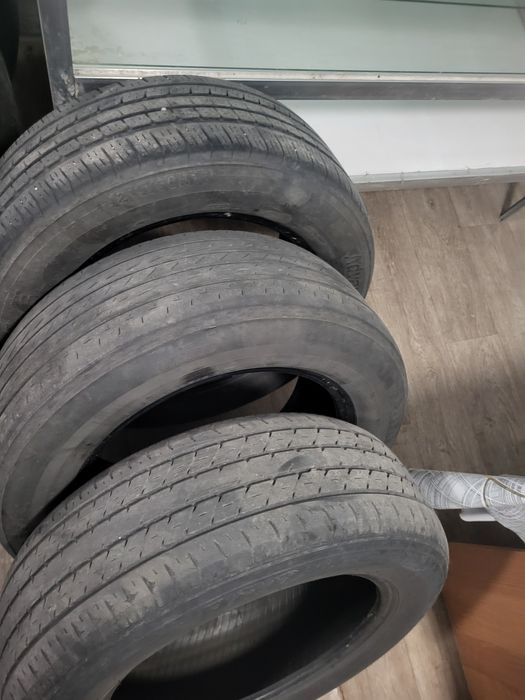 Продам шины 3 штуки