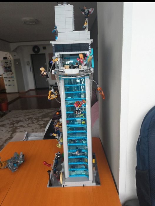 Lego avengers tower