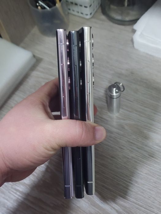 Samsung S23 Ultra xotirasi 12/256GB