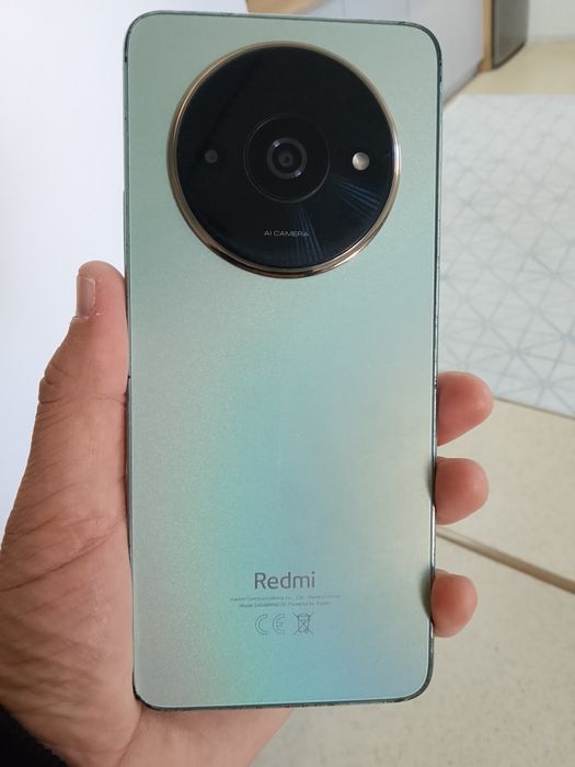 Смартфон Redmi A3x 64 ГБ в рабочем состоянии