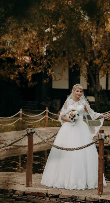 Продается свадебное платье