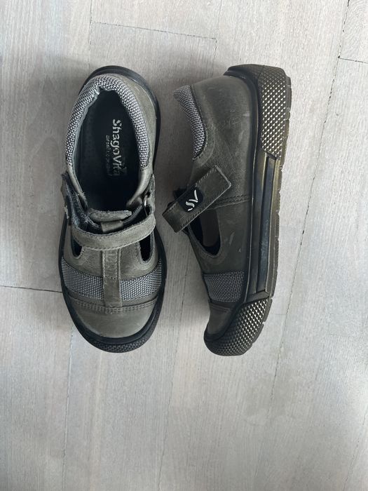 Детские сандалии