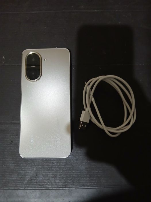 Redmi A5 nou cu folie de sticlă are tote acesorile și cutia