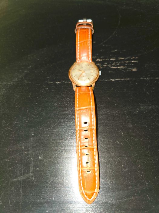 Швейцарски ръчен часовник