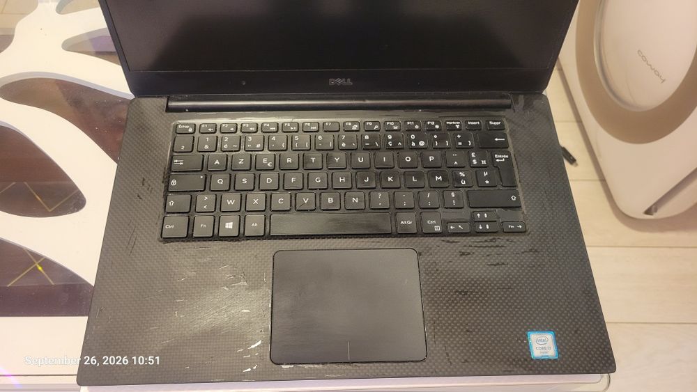2 бр. Dell XPS 15 9550 на части (i7-6700HQ, 4K Touch + FHD, 32GB RAM, GTX 960M, 97Wh батерия)